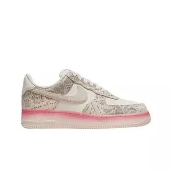 Женские кроссовки Nike Air Force 1 07 LX Our Force 1 DV1031-030