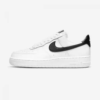 Женские кроссовки Nike Air Force 1 07 REC 103