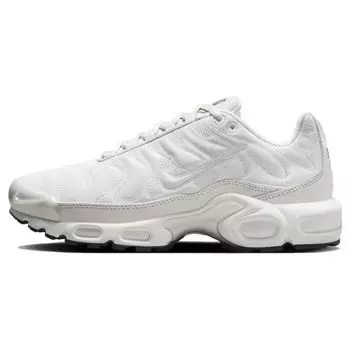 Женские кроссовки Nike Air Max Plus Platinum Tint Белый Темно-Дымчато-Серый Металлик-Серебристый FZ4342-001 36