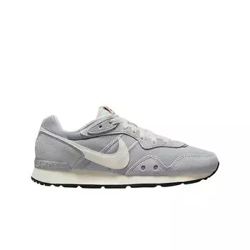 Женские кроссовки Nike Venture Runner Wolf Grey Sail CK2948-008