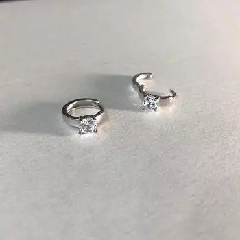 Женские серьги-пряжки Flash Diamond, легкие, роскошные, нишевого дизайна, с цирконием, маленькие, простые, с гвоздиками