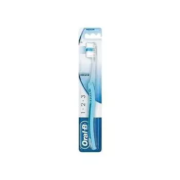 Зубная щетка Oral-B Indicator 35, средняя