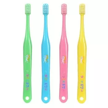 Зубная щетка Oral Care Tuft 17, средняя, ассорти из 25 штук (M)