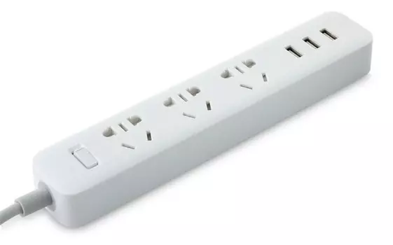 Удлинитель Xiaomi Mi Power Strip 3 Sockets White (XMCXB01QM)