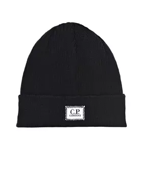 Черная шапка с логотипом на отвороте CP Company детская
