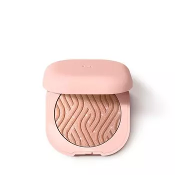 BEAUTY ESSENTIALS SILKY LUMINOUS BLUSH