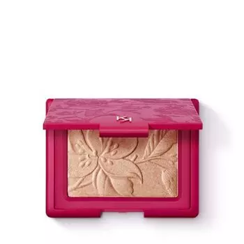 CHARMING ESCAPE SILKY HIGHLIGHTER