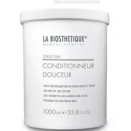 Легкий кондиционер для придания волосам шелковистой легкости Conditionneur Douceur