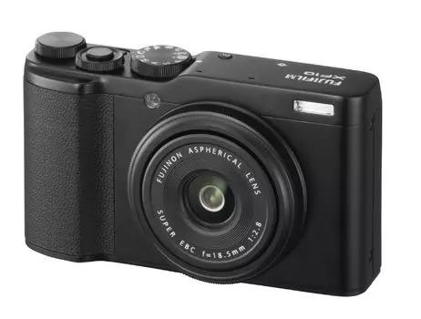 Цифровой фотоаппарат FujiFilm XF10 Black