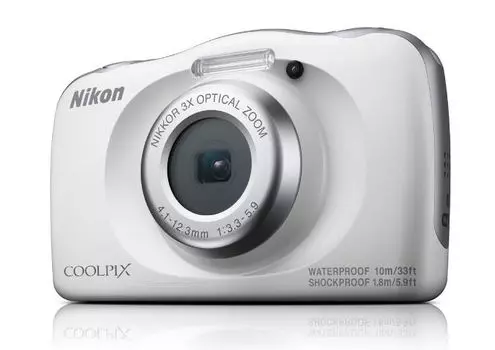 Цифровой фотоаппарат Nikon Coolpix W150 White Backpack Kit