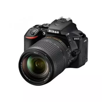 Фотоаппарат зеркальный Nikon D5600 kit 18-140