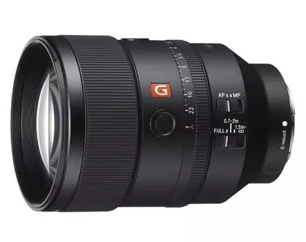 Объектив Full Frame SEL-135F18 GM FE 135 mm f/1.8GM Lens