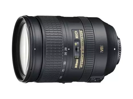 Объектив Nikon 28-300mm f 3.5-5.6G ED VR AF-S Nikkor
