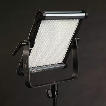 Осветитель Boling BL-2220PB 3200-5600K