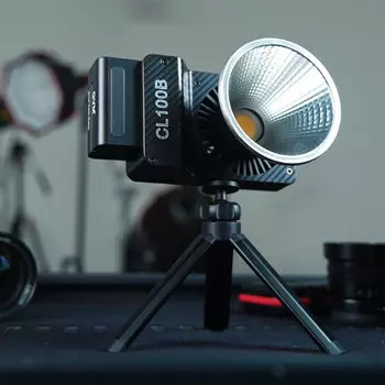 Осветитель GVM CL100B GVM-CL100B