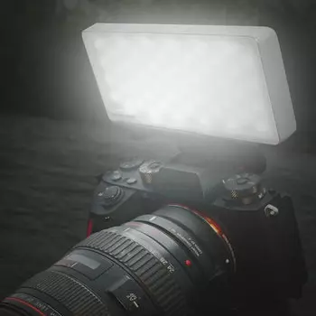 Осветитель - внешний аккумулятор NiteCore SCL10