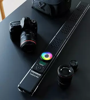 Осветитель YongNuo YN-360 III Pro RGB 3200-5600K YN360 III Pro 3200-5600K