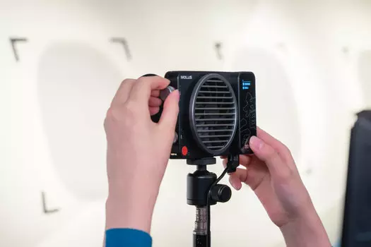 Осветитель Zhiyun MOLUS X100 Combo C040011EUR1