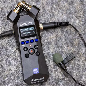 Рекордер Zoom H1essential