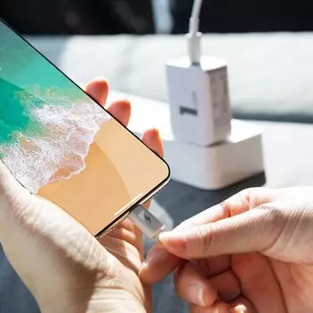 Сетевой адаптер Rock T12 PD travel charger Чёрный QC014