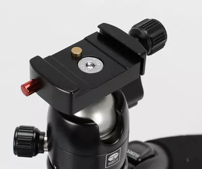 Штативная голова Sirui B-00K Чёрная