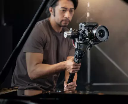 Стабилизатор DJI RS 2 CP.RN.00000093.01