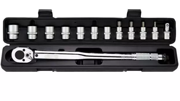 Ключ динамометрический Berger BG-13STW с набором головок BG 2370