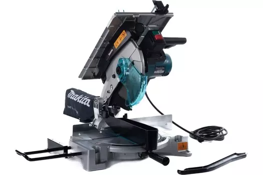 Пила торцовочная Makita LH1040