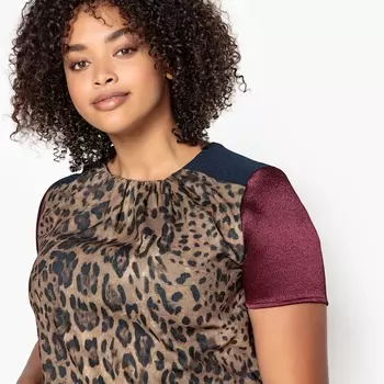 Блузка с круглым вырезом, леопардовым рисунком и короткими рукавами