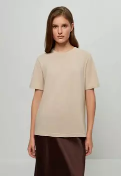 Футболка Zarina