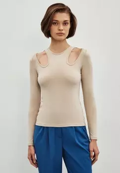 Лонгслив Charmstore