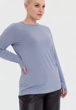 Лонгслив Lessismore