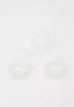 Резинки 2 шт. и заколка invisibobble