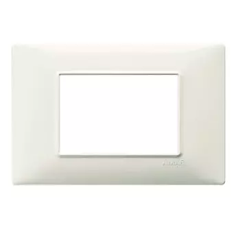 14653.02 Рамка Plana Слоновая кость 3-модульная Vimar