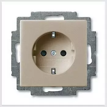 2011-0-6146 (23 EUC-93-507), Розетка SCHUKO 16А 250В, с винтовыми клеммами, серия Basic 55, цвет шампань, ABB