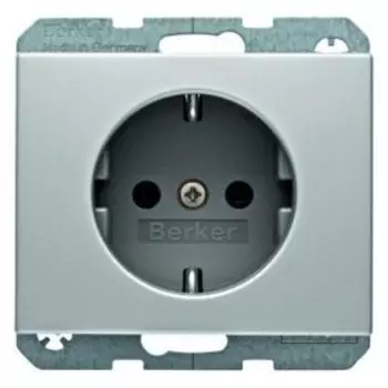 41357003 Штепсельная розетка SCHUKO Berker