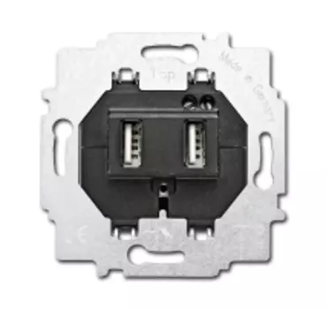 6400-0-0002 (6472 U-500), Устройство зарядное 6472 U-500, два USB разъема, 1400 мА (по 700 мА на каждый), электронная защита от перегрузки и КЗ, ABB