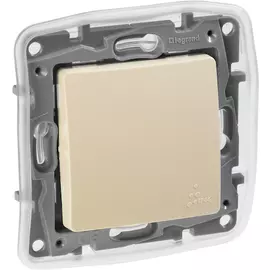 672300 Переключатель IP44 - автоматические клеммы - Etika - 10 AX - 250 В~ - слоновая кость Legrand