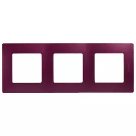 672563 Рамка Etika Сливовый 3-постовая Legrand