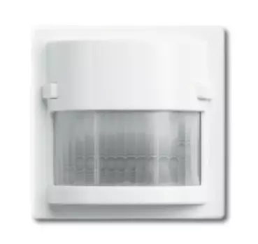 6800-0-2102 (6800-84-104M), Датчик движения Busch-Wachter 180 UP Сенсор Комфорт II, с мультилинзой, цвет davos/альпийский белый, ABB