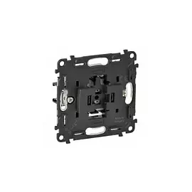 752027 Valena IN'MATIC. Переключатель 16АХ 250В. Безвинтовые зажимы Legrand