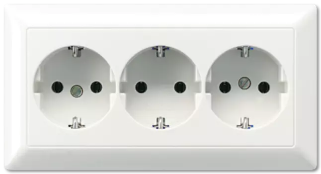 AS523WW SCHUKO-розетка тройная, авт.зажим, бел. Jung AS серия