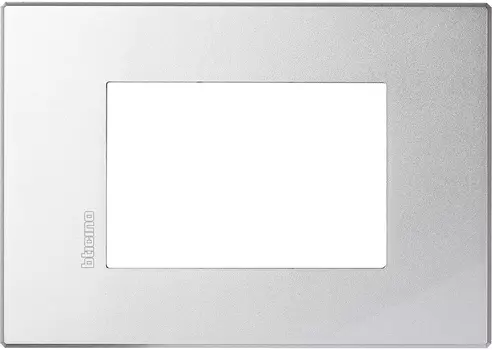HW4803HC Рамка Axolute Air Алюминий 3-модульная Bticino