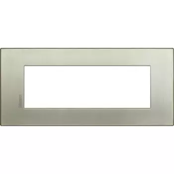HW4806TIS Рамка 1 пост AIR, прямоугольная форма. МАТОВАЯ ПОВЕРХНОСТЬ. Цвет Матовыи? титан. Итальянский стандарт, 6 модулей. Bticino AXOLUTE