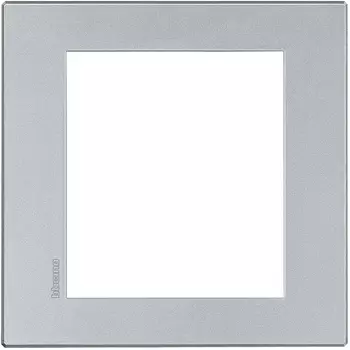 HW4826HCN Рамка Axolute Air Алюминий 2х3 модулей Bticino