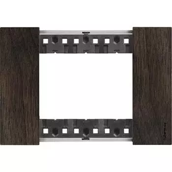 KA4803LG Рамка Bticino Living Now NOCE 3-модульная