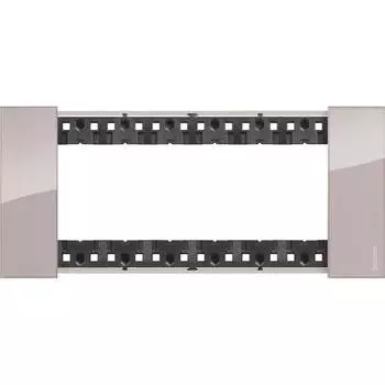 KA4806DM Рамка Bticino Living Now AURA 6-модульная