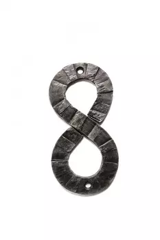 Кованая цифра 8 20 см Covali