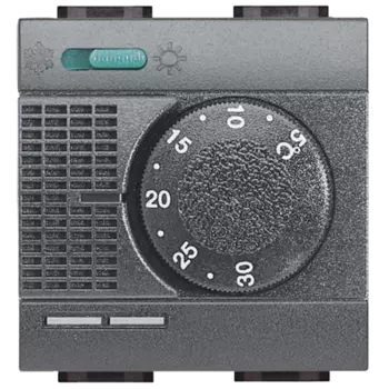 L4442 Электронный комнатный термостат с переключателем "зима/лето" и релейным выходом на С-NO контакт 2А 250В 2 модуля Bticino