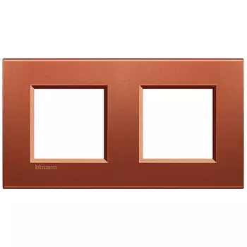 LNA4802M2RK Рамка LivingLight Квадрат Красный шелк 2+2 модуля Bticino